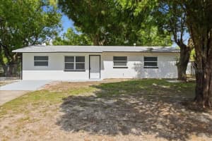 710 Fiesta Ln, ALTAMONTE SPRINGS