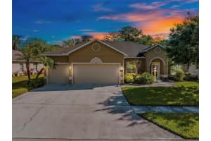 135 Stony Point Dr, SEBASTIAN