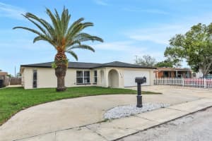 7410 Mayfield Dr, PORT RICHEY