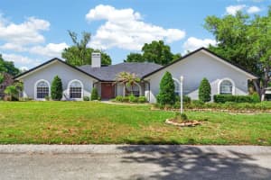 2533 Roslyn Ln, LAKELAND