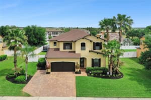 4293 Bugle St, CLERMONT