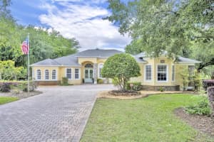 100 Glen Club Ct, DEBARY