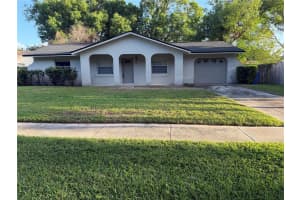 898 Rich Dr, OVIEDO