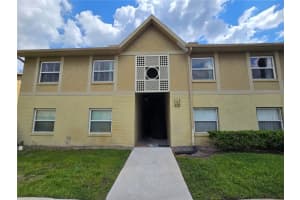 9933 Sweepstakes Ln #4, ORLANDO