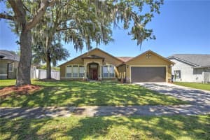 684 Yorkshire Dr, OVIEDO