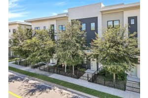 212 E Pineloch Ave, ORLANDO