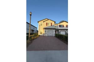 290 Cedar Bark Ln, SANFORD
