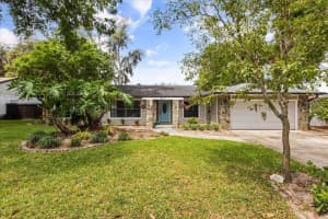 817 E Harbour Ct, OCOEE