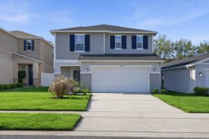 1096 Papaya Cir, DAVENPORT