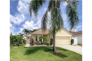 768 Majesty Dr, DAVENPORT