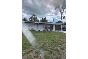 161 Stanford Rd, VENICE