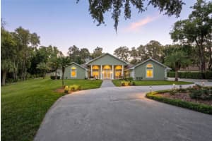 811 Greenshire Ct, LONGWOOD