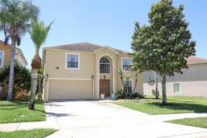 210 Pinefield Dr, SANFORD
