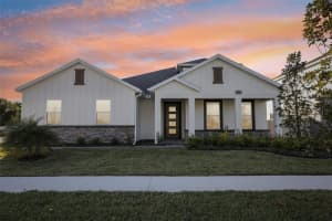 2564 Hawks Overlook Pl, OVIEDO