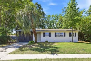 2115 Woodland Blvd, LEESBURG