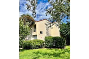 506 Orange Dr #15, ALTAMONTE SPRINGS