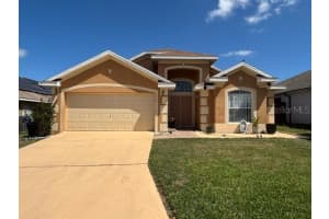 732 Glenco Dr, DAVENPORT