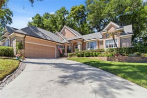 2043 Sawgrass Dr, APOPKA