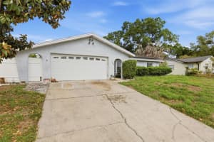 200 Sir Lawrence Dr, SANFORD