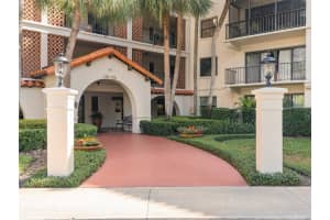 106 S Interlachen Ave #518, WINTER PARK