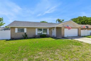 1297 Tivoli Dr, DELTONA