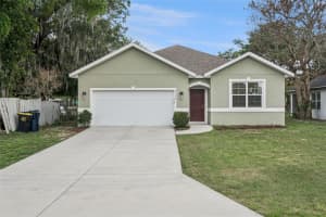 520 Lemon St, AUBURNDALE