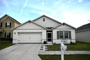 1036 Bethpage Rd, AUBURNDALE