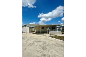 917 St George Dr, DAVENPORT