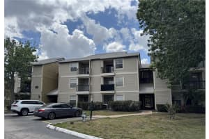 1916 Lake Atriums Cir #32, ORLANDO