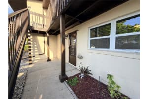 900 Avenue Z Se #c2, WINTER HAVEN