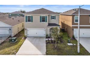 2630 Angel Falls Dr, DAVENPORT