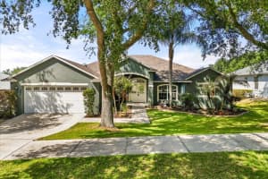 823 Princeton Dr, CLERMONT