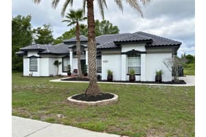 1043 W Seagate Dr, DELTONA