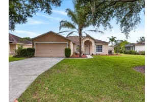 703 Sunridge Woods Blvd, DAVENPORT