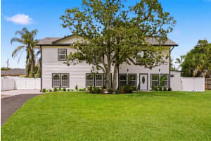 15 E Laurel St, APOPKA 15 E Laurel St, APOPKA
