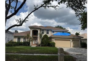 18013 Forest Retreat Ln, TAMPA