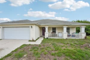2614 61st St W, LEHIGH ACRES