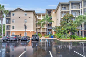 9051 Treasure Trove Ln #303, KISSIMMEE