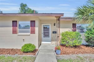 2 Villa Villar Ct #20, DELAND