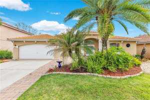 3129 Riachuelo Ln, KISSIMMEE