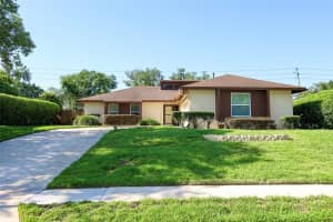 885 Woodgate Trl, LONGWOOD