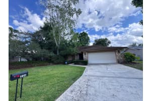 226 W Cumberland Cir, LONGWOOD