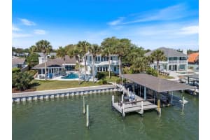 1215 Commodore Dr, NEW SMYRNA BEACH