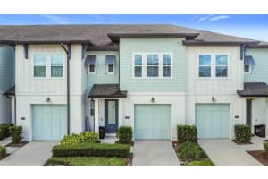 721 Benoi Dr, DAVENPORT