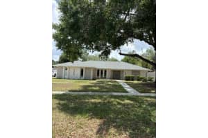 101 Cherry Hill Cir, LONGWOOD 101 Cherry Hill Cir, LONGWOOD