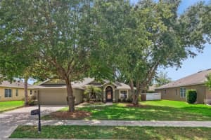 242 Blue Water St, EUSTIS 242 Blue Water St, EUSTIS