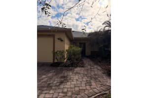 106 Vista Dr, KISSIMMEE