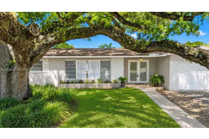 2202 N 42nd Ave, HOLLYWOOD 2202 N 42nd Ave, HOLLYWOOD