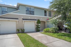 2220 Windsor Lake Cir, SANFORD