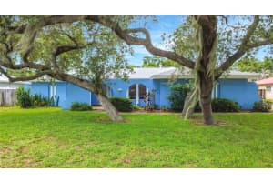 1270 Shady Ln, MERRITT ISLAND